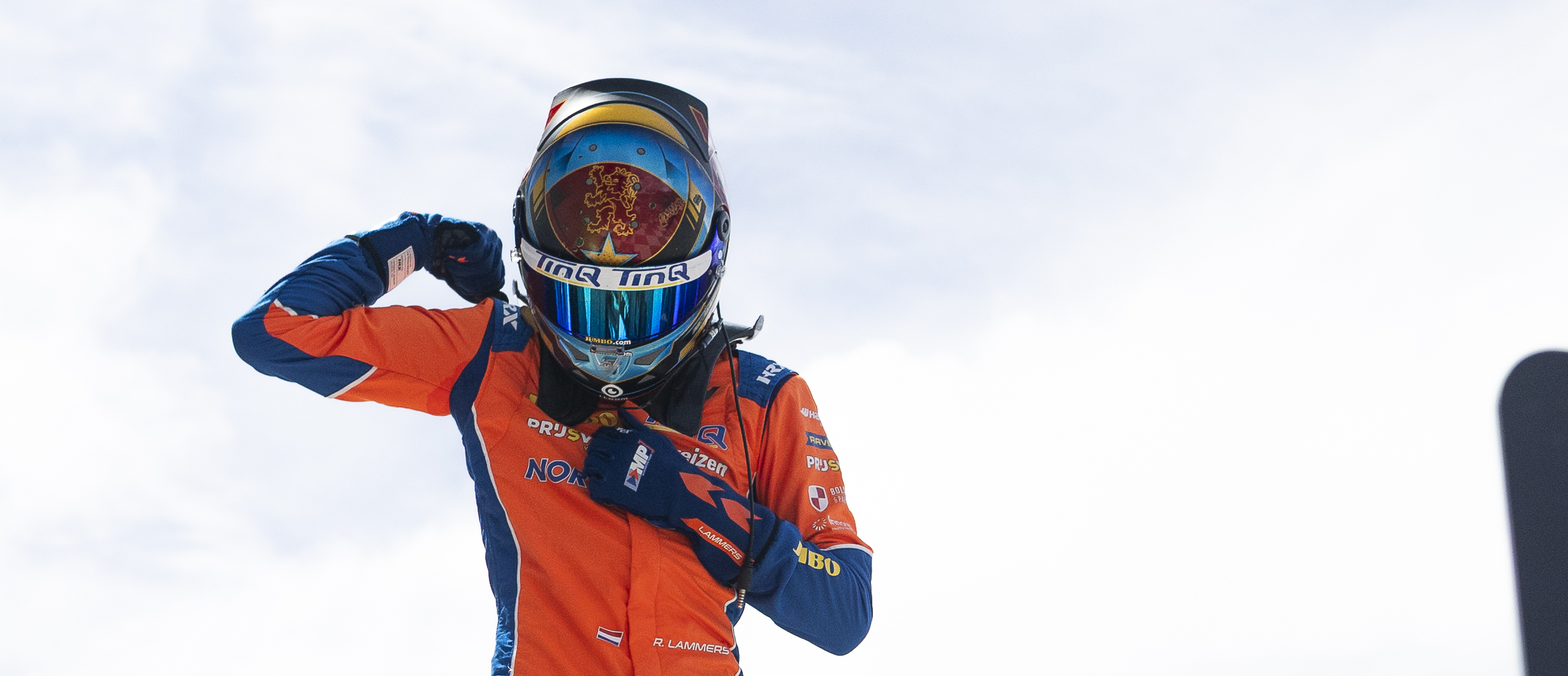 René Lammers dominates in Navarra to take the lead in the 2025 F4 Spanish Championship