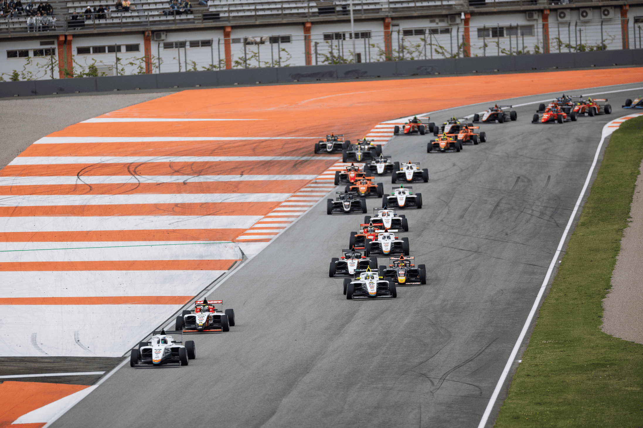 Coronel takes double victory as 2026 F4 Spanish Championship kicks off in Valencia